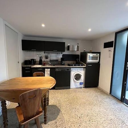 Le Petit Coin Du Fau Apartment Montauban Bagian luar foto